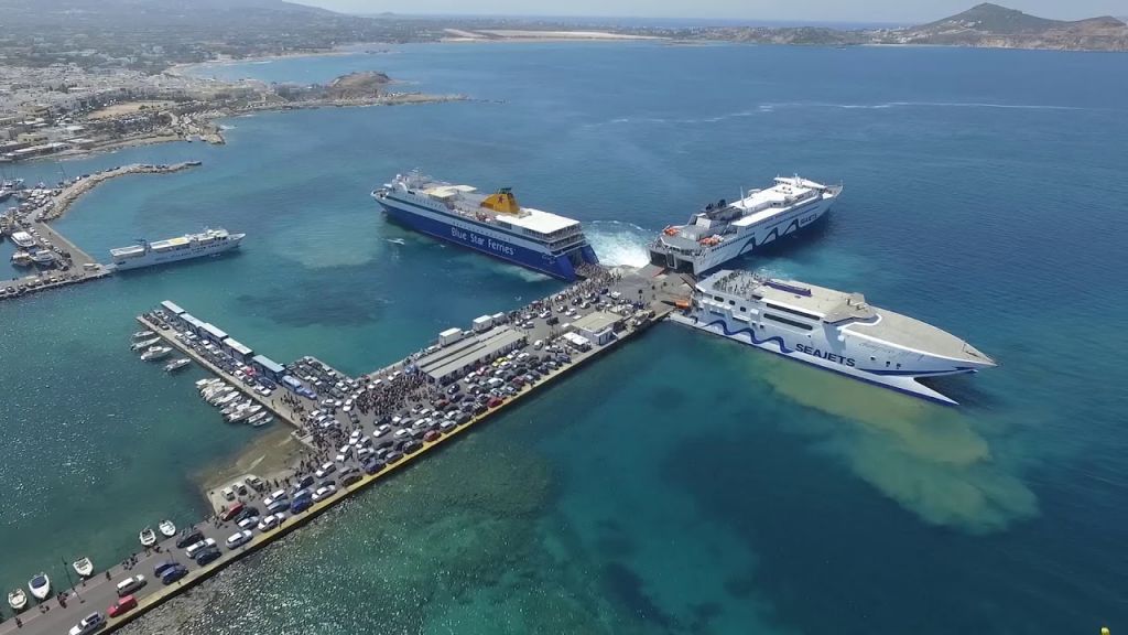 Μηχανική βλάβη σε επιβατηγό ταχύπλοο με 119 επιβάτες στο λιμάνι της Νάξου