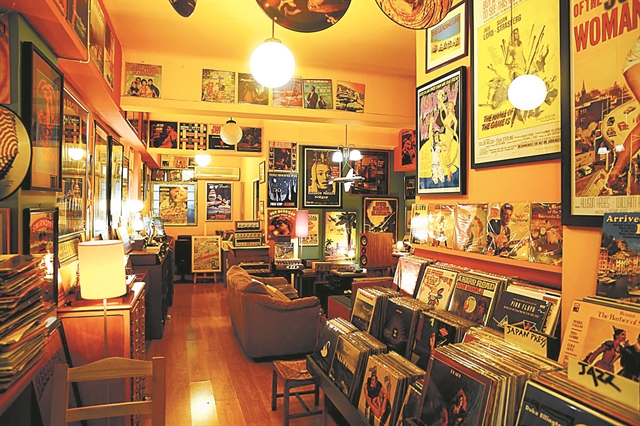 Music Machine, Διδότου 16