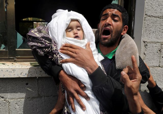 Σκοτώνουν και βρέφη στη Γάζα