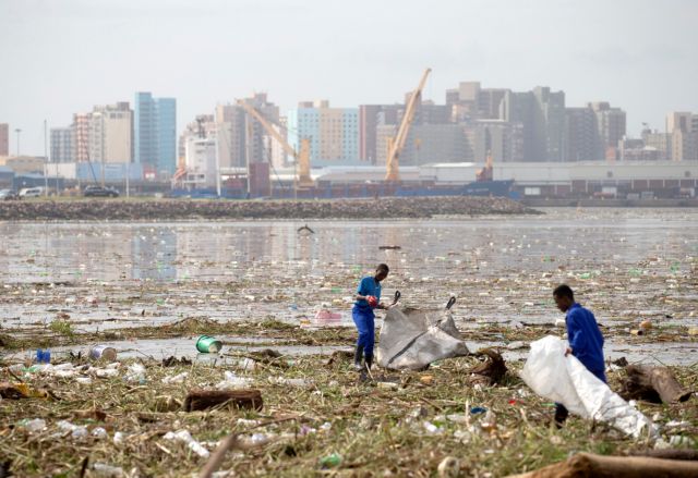 ΟΗΕ: Συμφωνία 180 χωρών για τη διαχείριση των πλαστικών απορριμμάτων