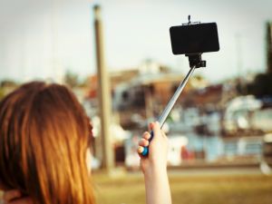 One Chanell: Η μόδα των selfies μετρά… 259 νεκρούς