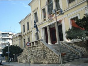 Λαμία: Πήρε προθεσμία ο πατέρας που εξέδιδε την ΑμεΑ κόρη του