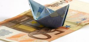 Πιο εύθραυστο από ποτέ είναι το ευρώ κατά τον γάλλο ΥΠΟΙΚ
