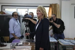 Ρένα Δούρου: Να μην πάρουν τα ηνία των ζωών μας, αυτοί που τις κατέστρεψαν