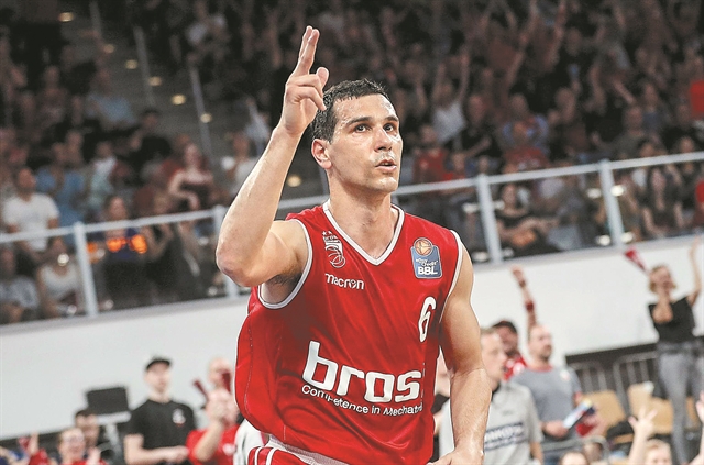 «Είναι πολλά ρε φίλε!»