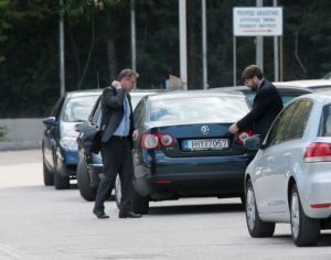 Προβληματισμένοι για τις εξαγγελίες Τσίπρα οι θεσμοί