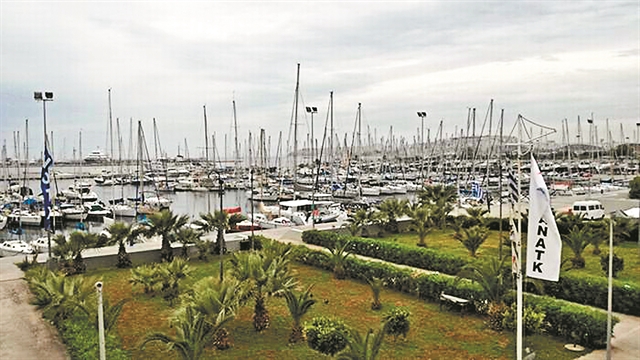 Σήμα κινδύνου για τη μαρίνα της Καλλιθέας