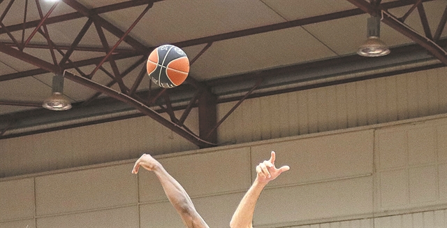 Τζάμπολ το Σαββατοκύριακο