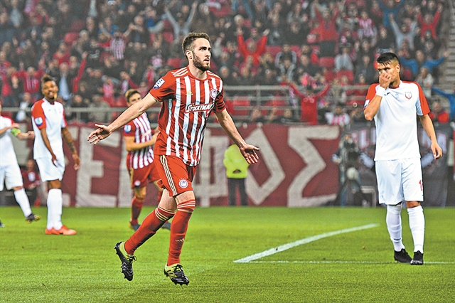 Ανοικτή γραμμή με τον αρχηγό