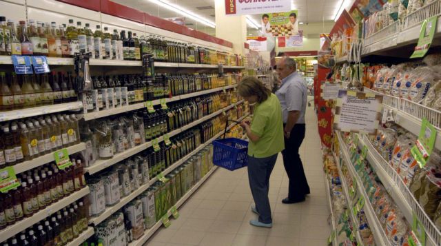 Σουπερμάρκετ : Θα μειωθούν άμεσα οι τιμές των προϊόντων λόγω του ΦΠΑ