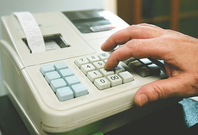 Σε ποια προϊόντα θα δούμε αλλαγές στις τιμές λόγω ΦΠΑ