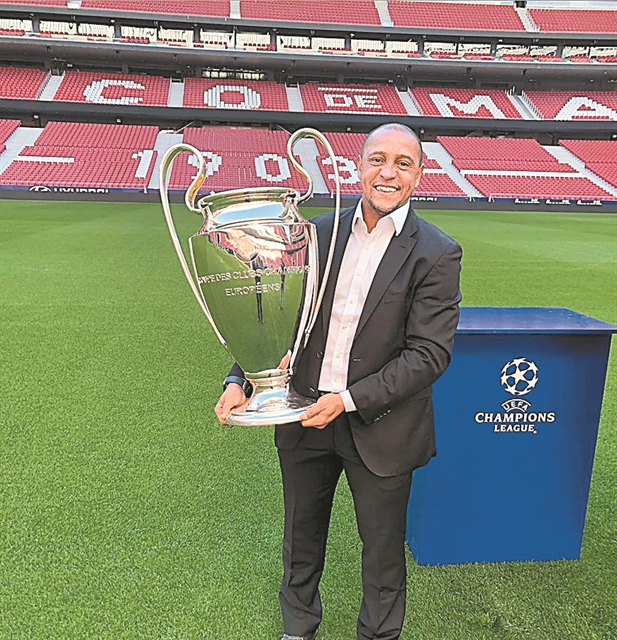 «Καίνε» διαιτησία και τηλεοπτικά