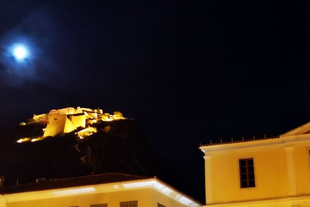 Τι φέρνει και σε ποιους η Πανσέληνος του Ιουνίου