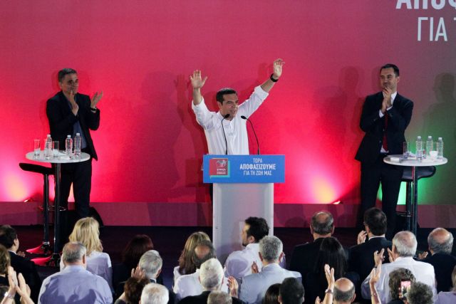 Χιλιάδες προσλήψεις, αύξηση μισθών και γάμος ομόφυλων ζευγαριών στις δεσμεύσεις ΣΥΡΙΖΑ