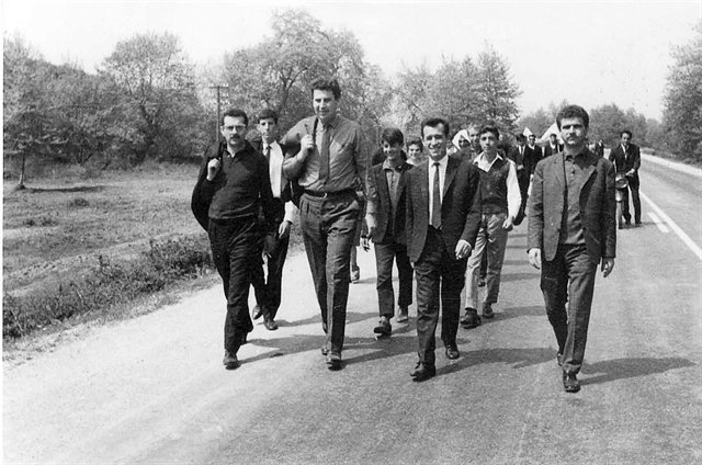 Μια νεολαία σε εξέγερση