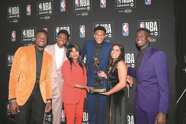 «Ημασταν φτωχοί στα λεφτά αλλά πλούσιοι στην αγάπη»