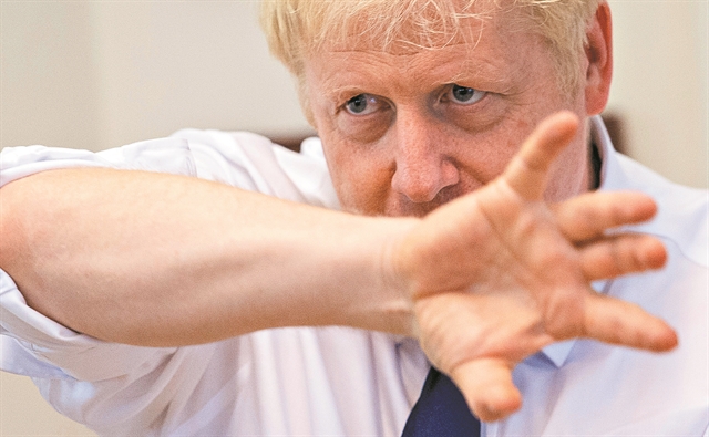 Ο Τζόνσον ίσως μείνει έξω από την Ντάουνινγκ Στριτ