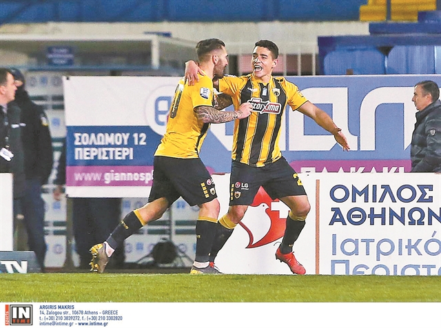 Θέλει «πακέτο» Λιβάγια, Πόνσε