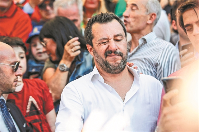 Ο Σαλβίνι, τα mini-BOTs και η έξοδος από την ευρωζώνη