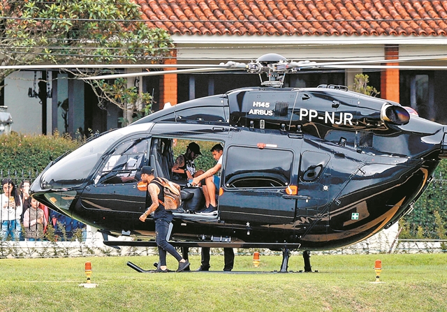 Απανωτά χτυπήματα για τον Νεϊμάρ