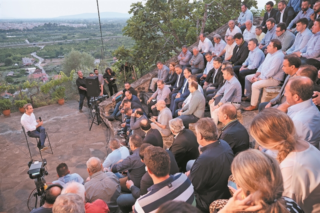 Ωρα ψηφοδελτίων στη ΝΔ