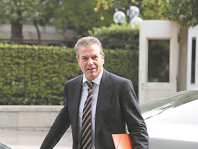 Στα χαρτιά οι αυξήσεις στις συντάξεις χηρείας