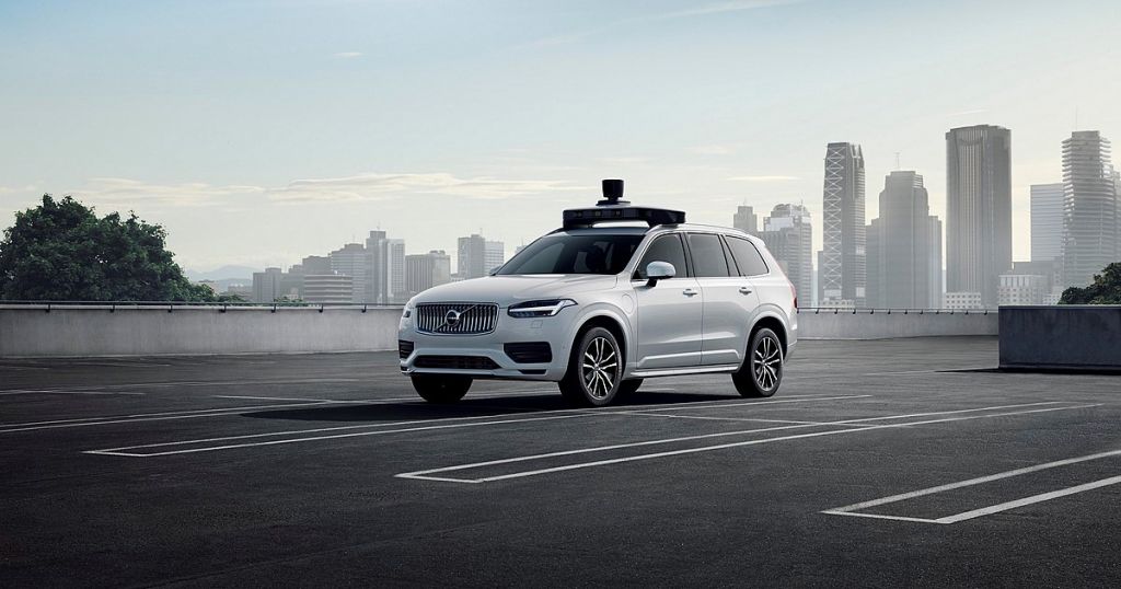 Volvo και Uber ενώνουν τις δυνάμεις τους για την αυτόνομη οδήγηση