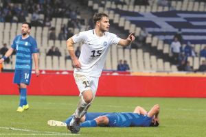 Γελάει ο κάθε πικραμένος…