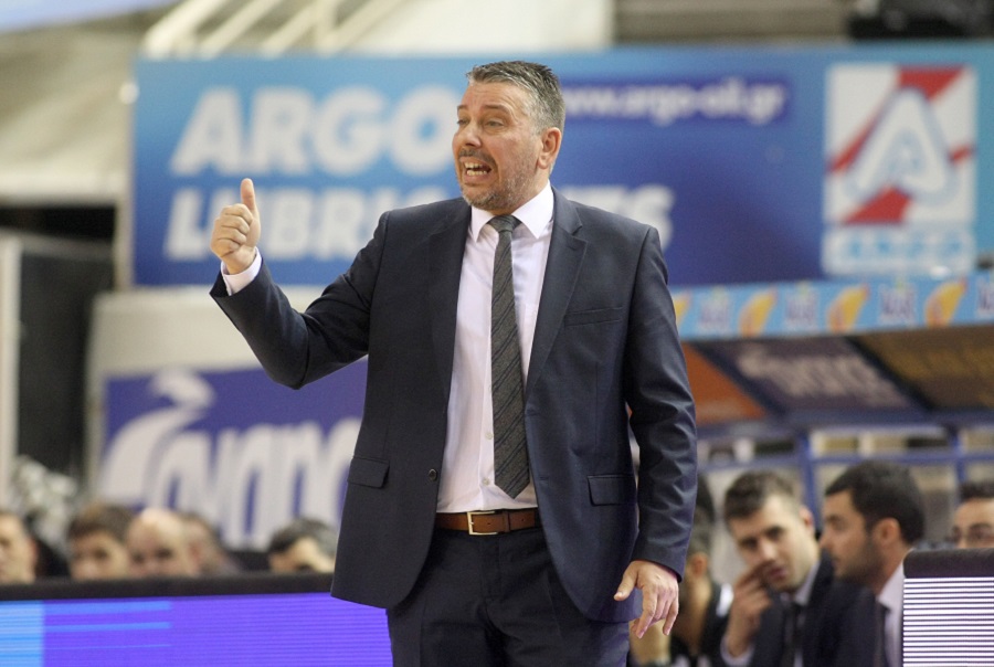 Στον πάγκο της ΑΕΚ ο Παπαθεοδώρου