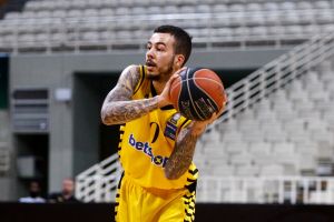 Έπιασε «αραχνιασμένο» ρεκόρ ο Γιορκ!