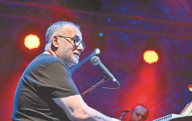 «Δεν έχω απαντήσει στο “γιατί” του έρωτα»