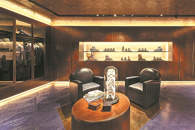 Χειροποίητα, σε «παλαιωμένο» κεραμιδί