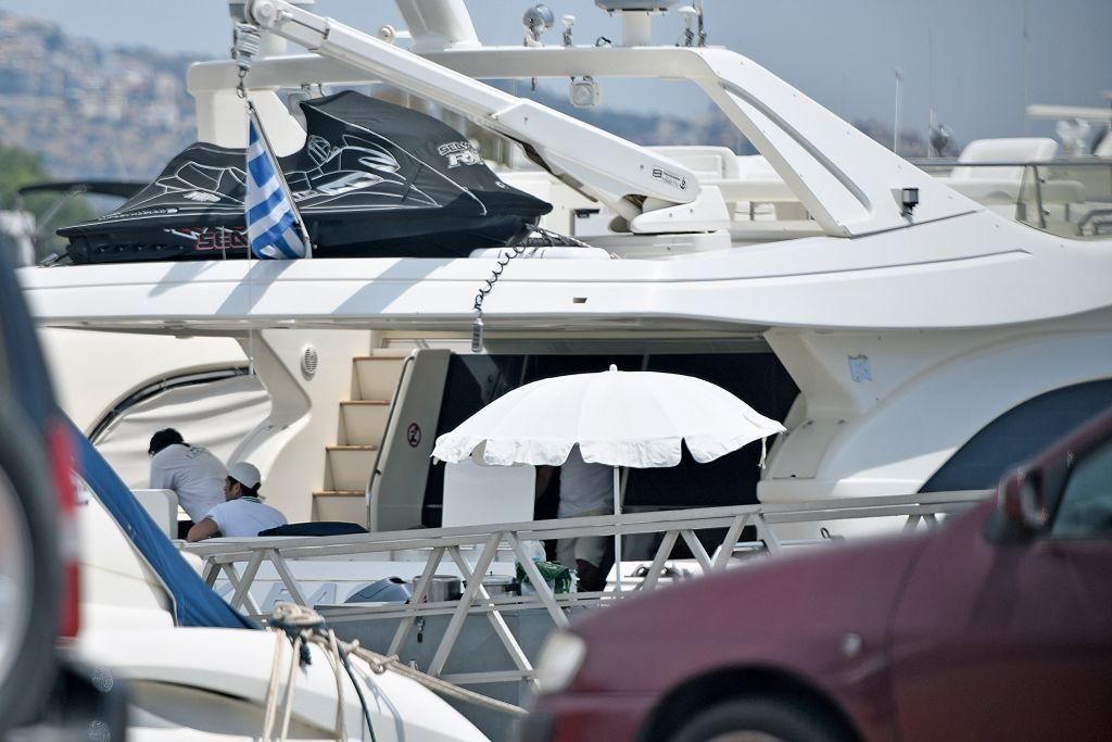 O Καμμένος, το πανάκριβο σκάφος και 6,5 εκατ. ευρώ… «ορφανά»