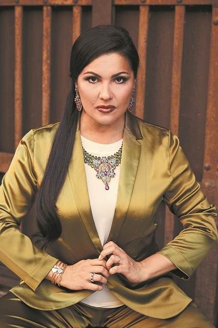 Ρεσιτάλ Νετρέμπκο με πρώτους μεταξύ ίσων