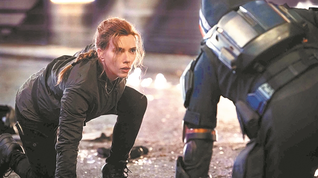 Περιμένοντας τις υπερηρωίδες και τα Oσκαρ