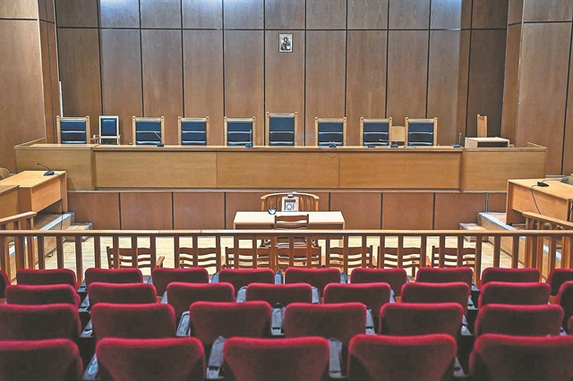 22 ένοχοι, 3 στη φυλακή για τα μαύρα ταμεία