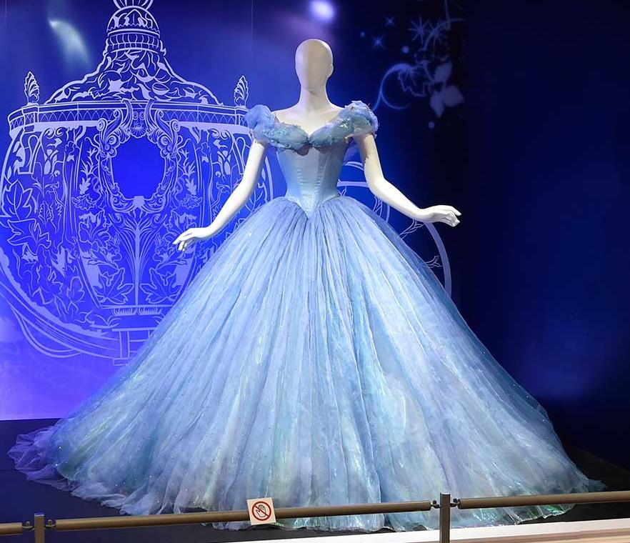 Σε μια έκθεση όλα τα αγαπημένα κοστούμια της Disney