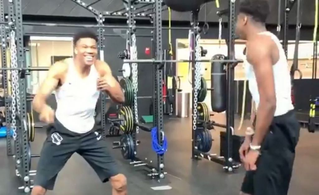 Ο χορός των αδερφών Αντετοκούνμπο