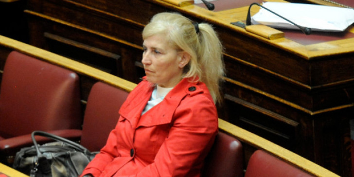 Η Αυλωνίτου τα έβαλε με τον Τσίπρα: «Από αλαζονικές συμπεριφορές μας η… παντοδυναμία της ΝΔ»