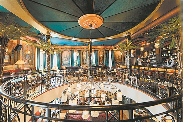 Belle Amie (Αγγέλου Μεταξά 11)