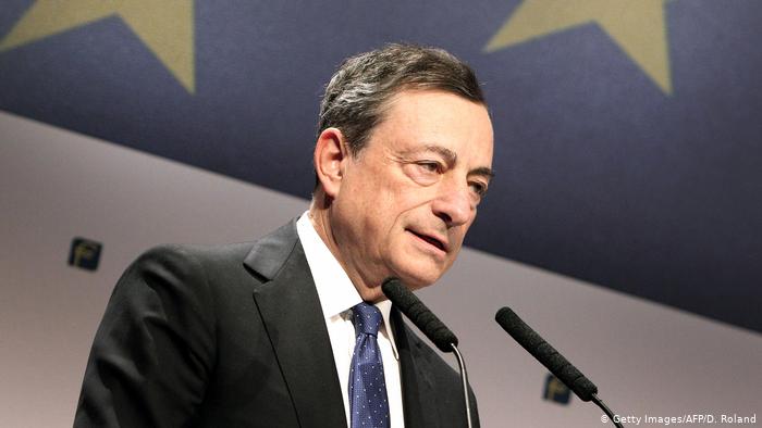 Στα μαχαίρια» ο Τραμπ με τον Ντράγκι για τα επιτόκια