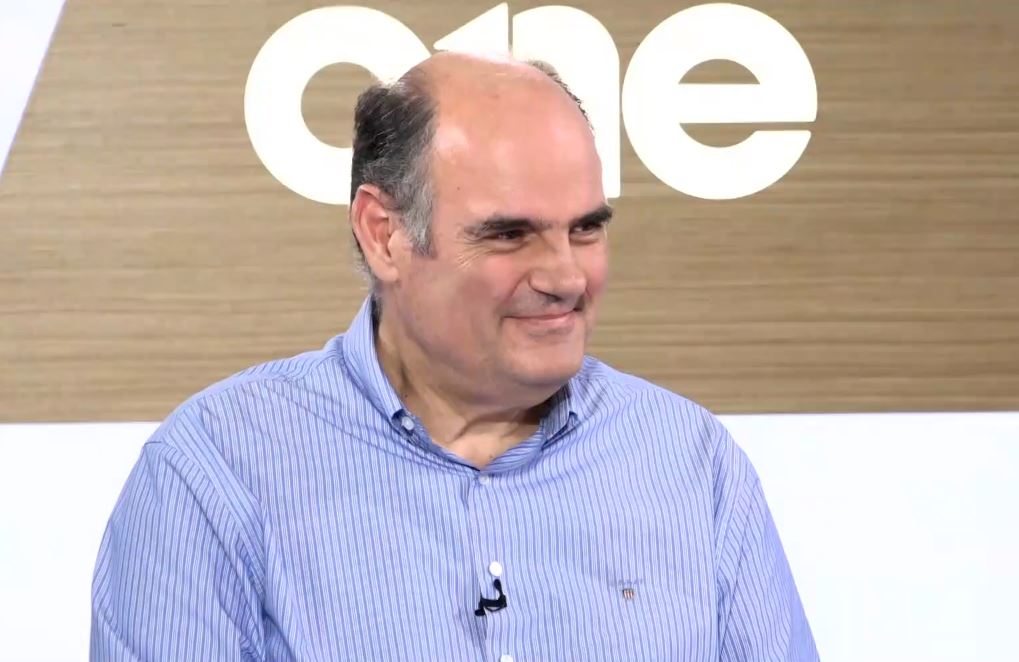 Ο Θεόδωρος Φορτσάκης στην εκπομπή One Line Weekend