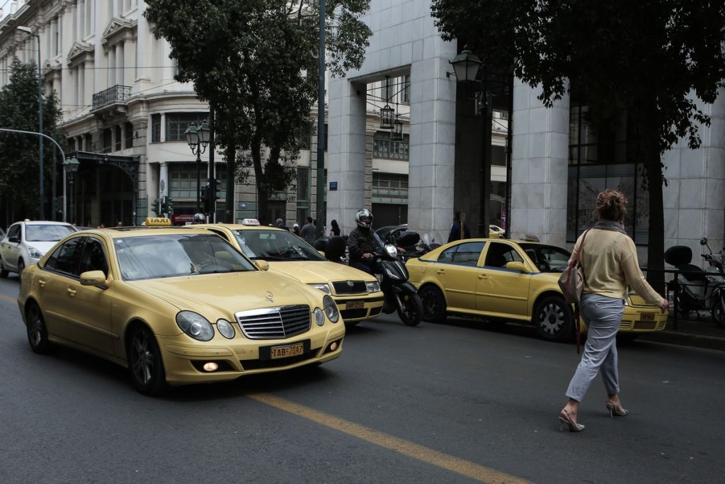 Προεκλογικό «δώρο» ΣΥΡΙΖΑ στους οδηγούς ταξί