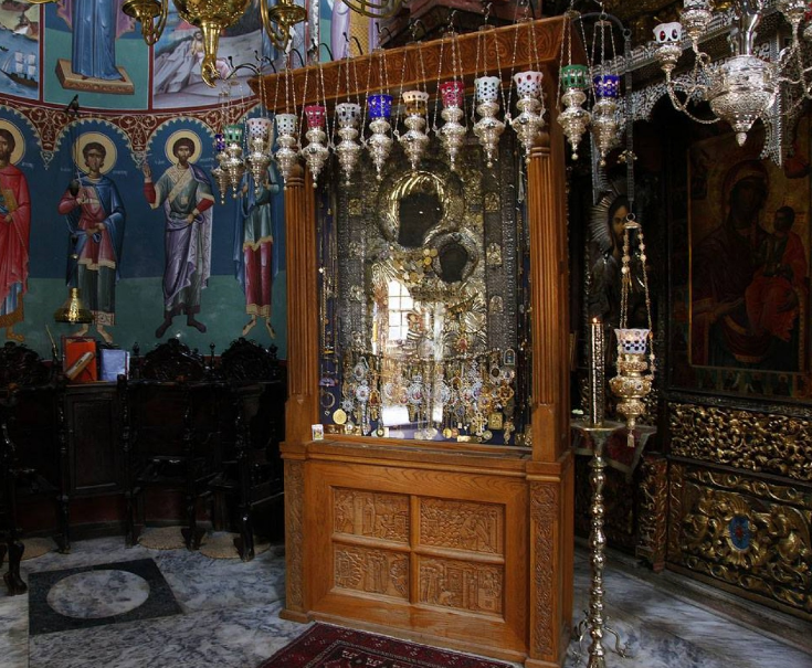 Άγιο Όρος: Σε εξέλιξη οι έρευνες για τον εντοπισμό του ιερόσυλου που έκλεψε τάματα