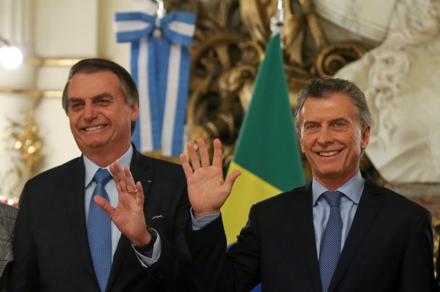 Μπολσονάρου: Προτείνει υιοθέτηση κοινού νομίσματος μεταξύ Βραζιλίας και Αργεντινής