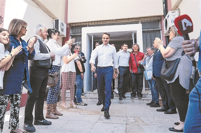 Γαλάζιο ρεκόρ στις περιφέρειες