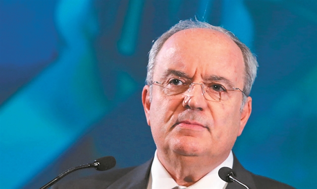 Η γραφειοκρατία καθηλώνει τις ΑΠΕ