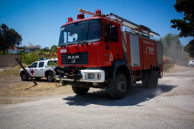 Ηράκλειο: Πυρκαγιά απείλησε σπίτι και καλλιεργήσιμη έκταση