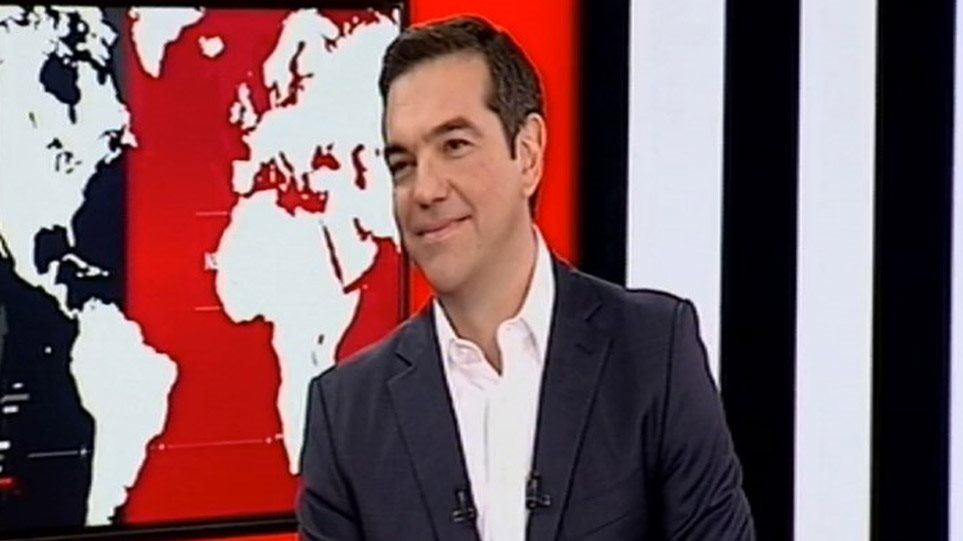 Η ψεύτικη συγγνώμη του Τσίπρα με τα ρουσφέτια να συνεχίζονται