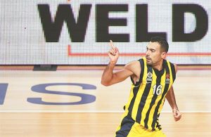 Μόνο με θαύμα